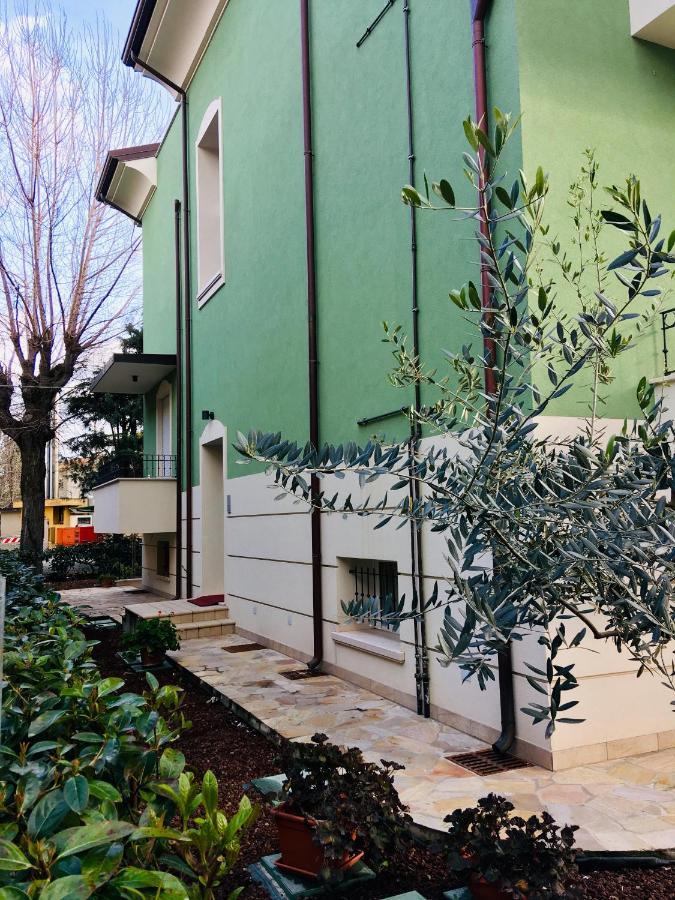 Residenza Elena Apartment Rimini Exterior photo
