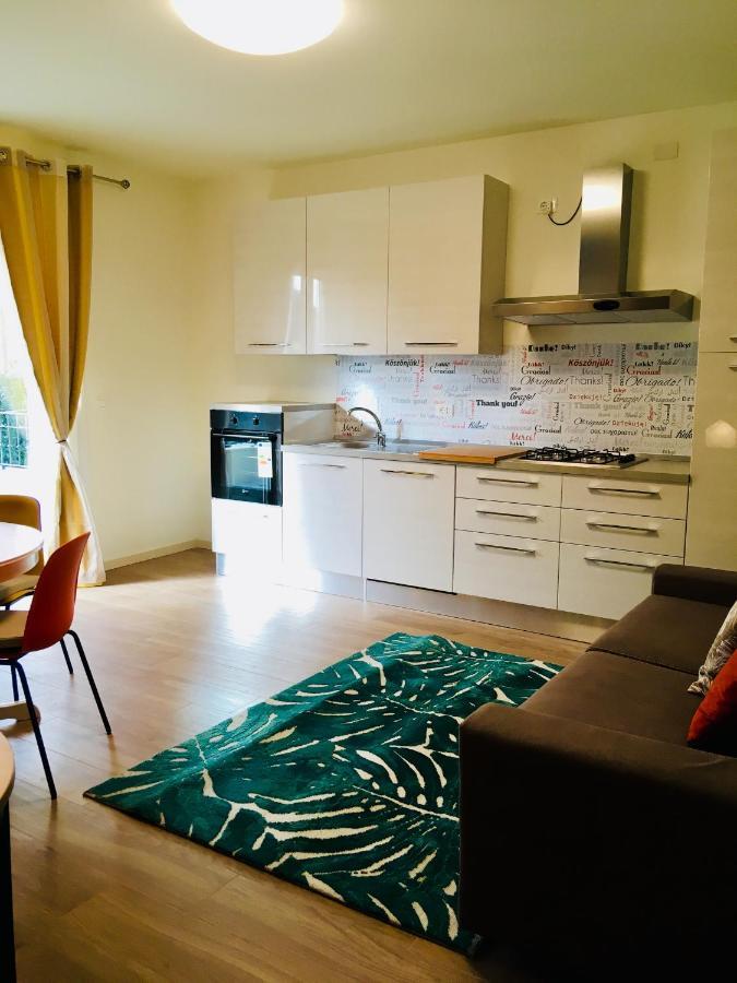 Residenza Elena Apartment Rimini Exterior photo